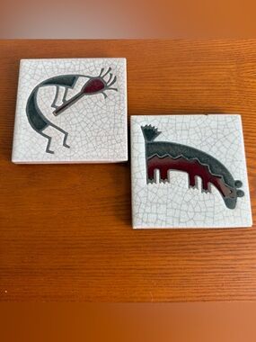 Set of 2 Santa Fe Art Tiles  Badger and 
Kokopelli 4”